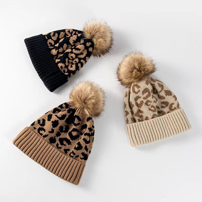 Womens Leopard Print Knit Bean - огляд і ціна Beanie Cuffed Knit